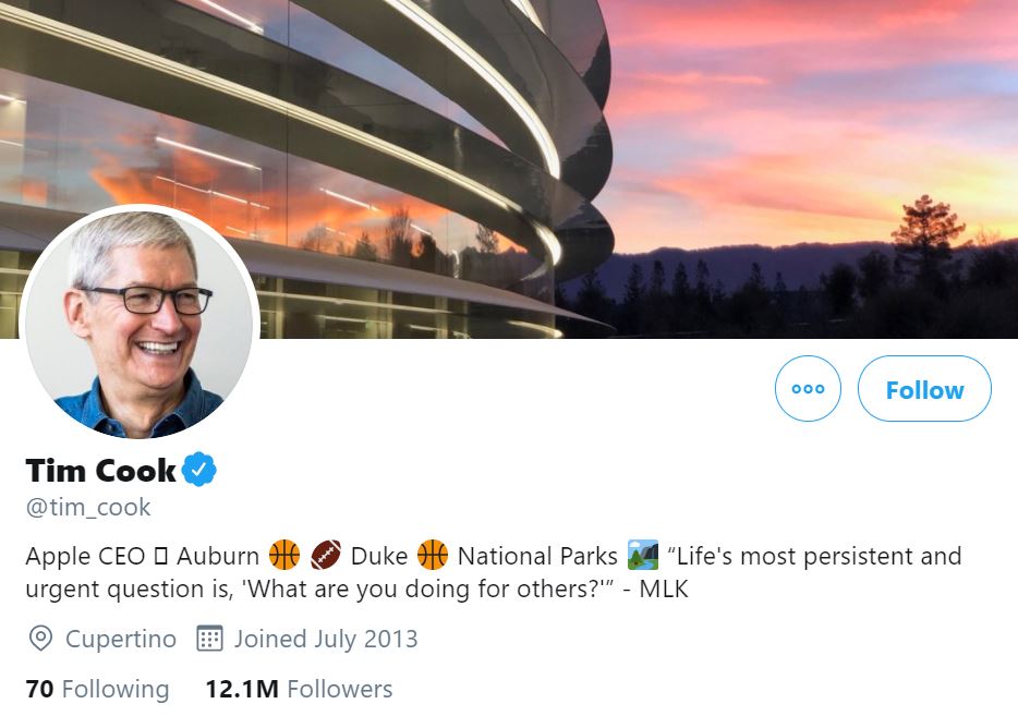 Tim Cook Twitter