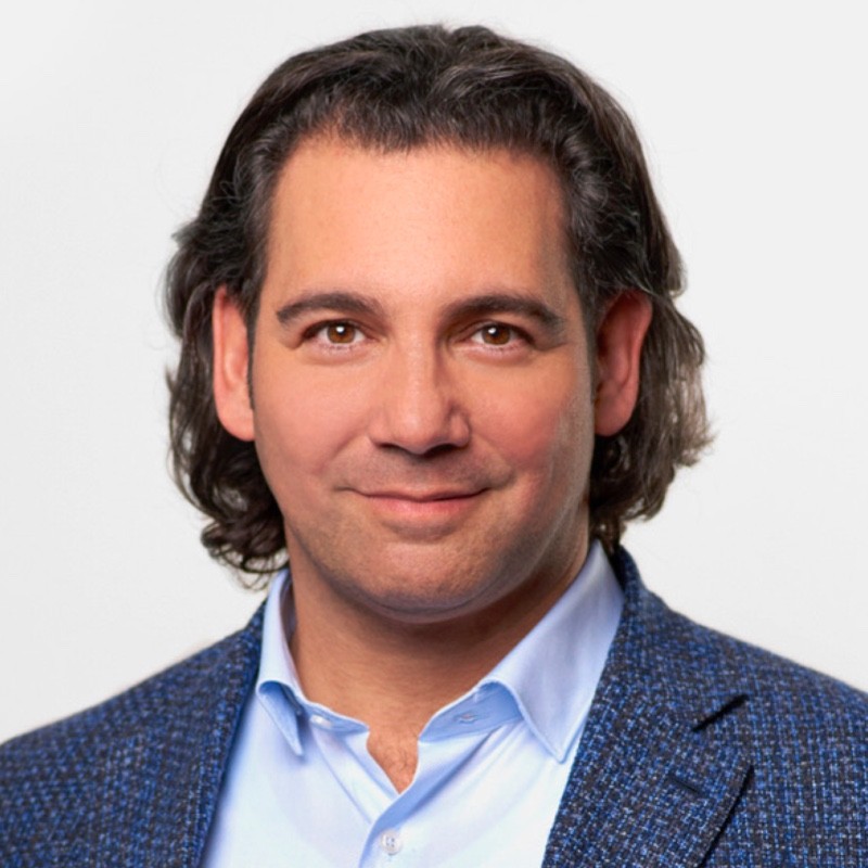 Steven Wolf Pereira An image of Steven Wolf Pereira, the Chief Business Officer of 3Pas Studios