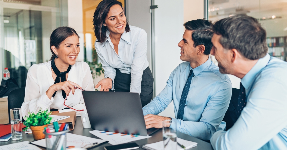 Page SaaS Enter US Market Main Image CEOs prepare their LinkedIn presence before entering US market