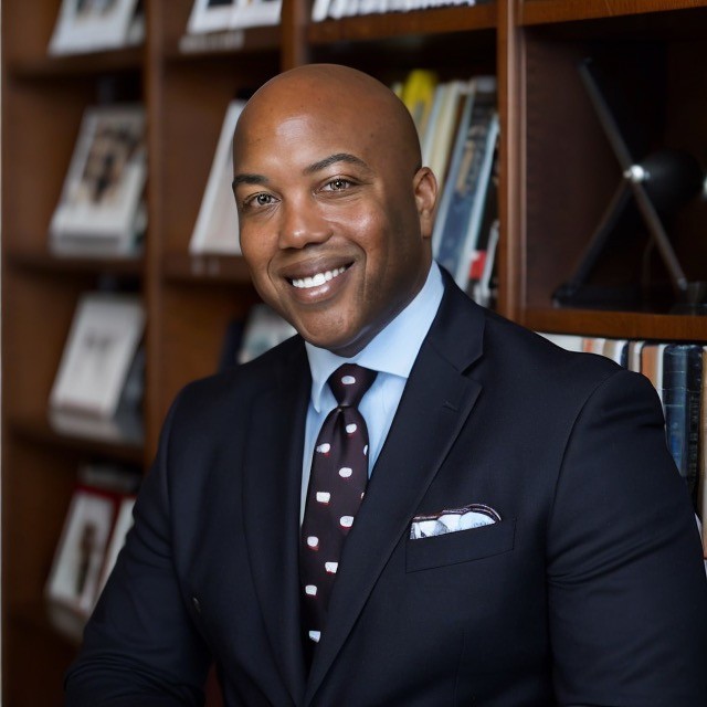 Ted Belinky Adrian Cartier,<br />
Co-founder & Chief Data Officer at Freight Science